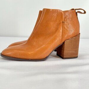 Vionic Lyssa Women's Heeled Boot Size 8.5 Toffee Side Zip